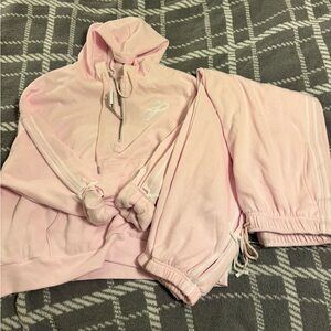 NWT XL/L Victoria's Secret Pink Bow Sweat set